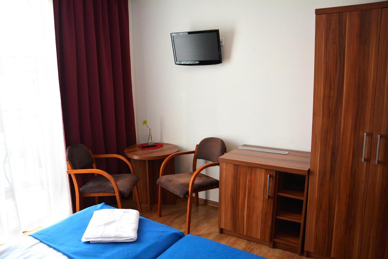 Pod Wydma Hotell Unieście Eksteriør bilde